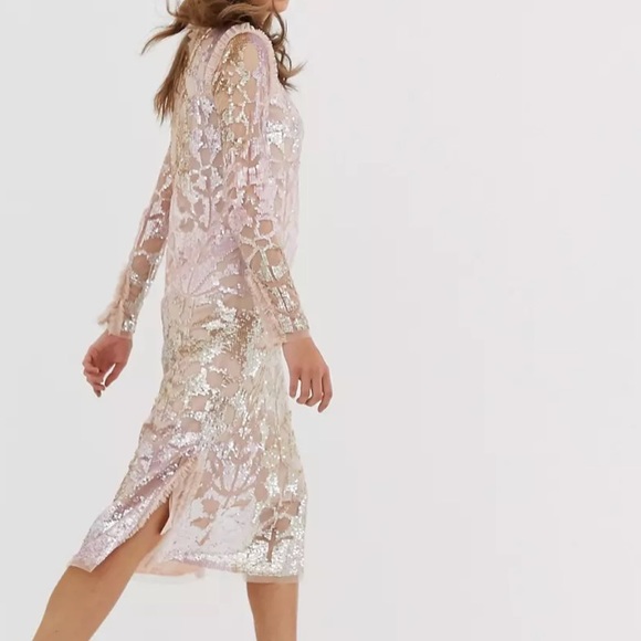 Needle & Thread tiled sequin embellished midi shift dress in rose - Picture 4 of 10